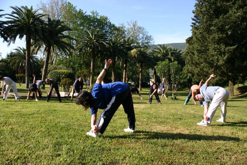 Hotel And Health Center Igalo Herceg Novi Exterior foto